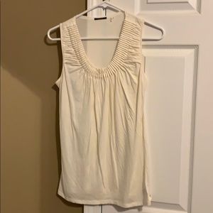 Cream Tahari tank with stitched neck detail